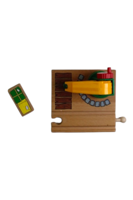 A Multicolour Wooden Toys from Brio in size O/S for neutral. (Front View)