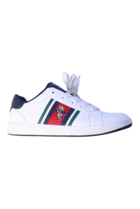 A White Sneakers from Polo Ralph Lauren in size 7Y for boy. (Front View)