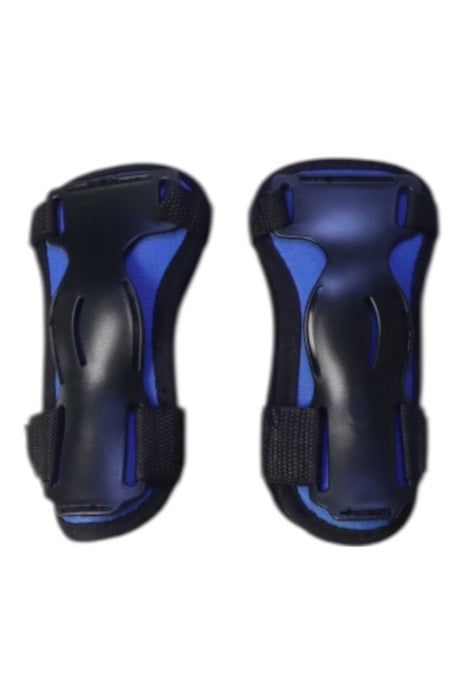 A Black Scooters Rollerblades & Skateboards from Globber in size O/S for girl. (Back View)