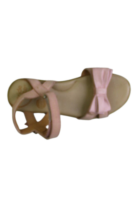 A Pink Sandals from Stride Rite in size 7Y for girl. (Front View)