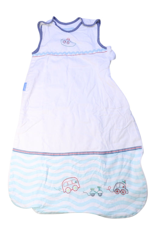 A White Sleepsacs from The Gro Company in size 0-3M for boy. (Front View)