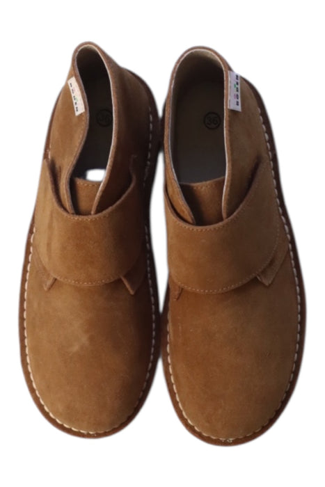 A Brown Casual Boots from Boden in size 11Y for boy. (Back View)