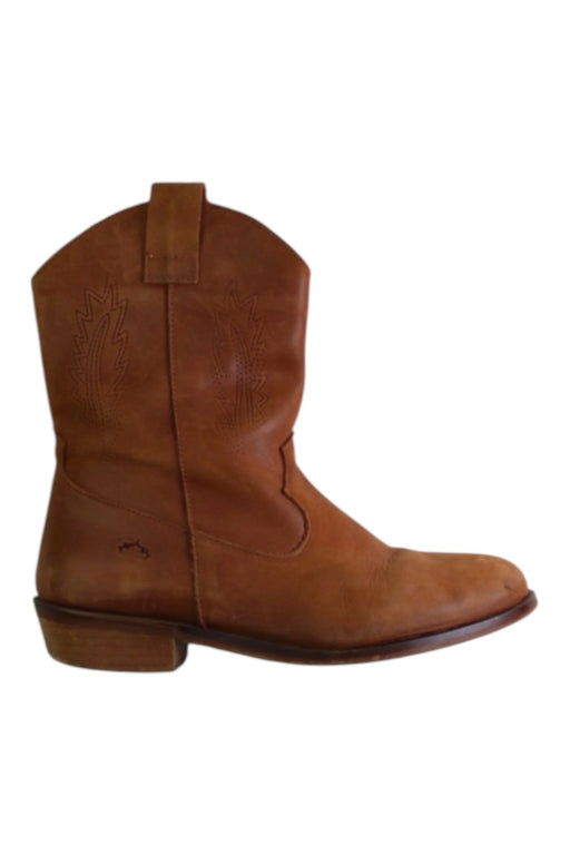 A Brown Casual Boots from Nanos in size 10Y for girl. (Front View)