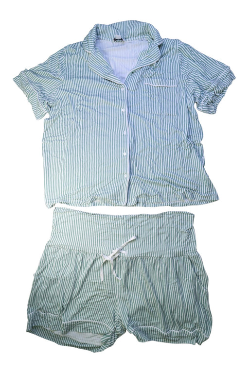 A Green Pyjama Sets from Seraphine in size Maternity-XL for maternity. (Front View)