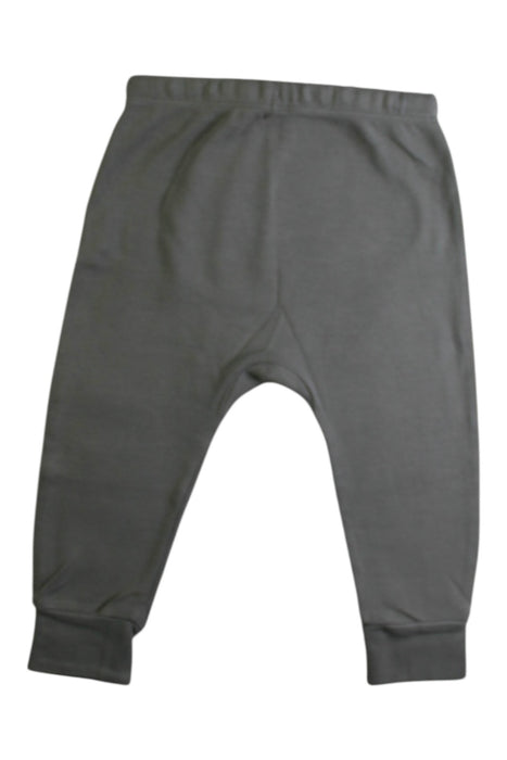 A Grey Sweatpants from Quincy Mae in size 2T for boy. (Back View)
