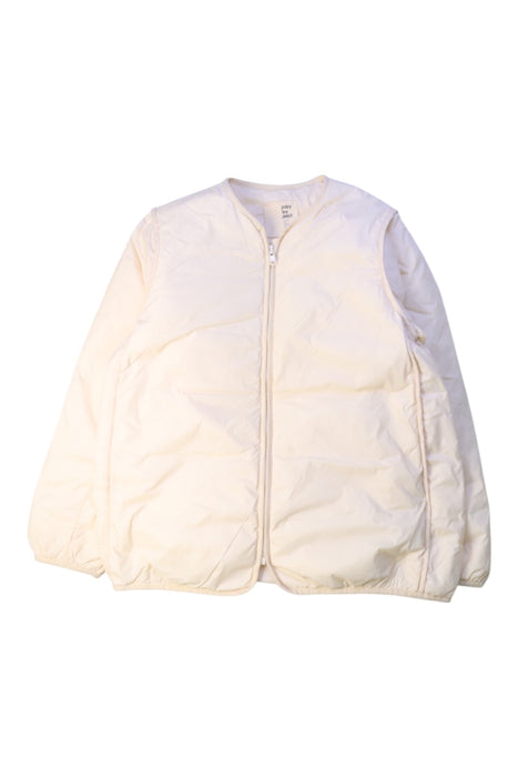 A White Puffer/Quilted Jackets from jnby by JNBY in size 7Y for neutral. (Front View)