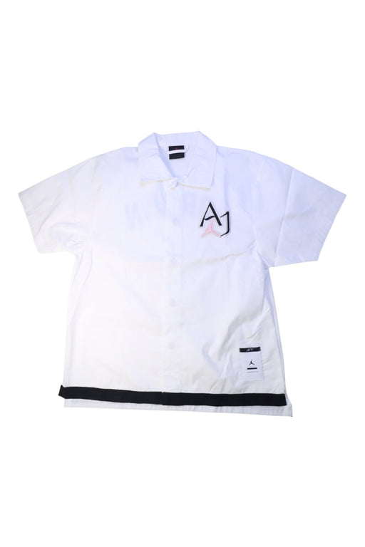 A White Short Sleeve Shirts from Air Jordan in size 13Y for boy. (Front View)