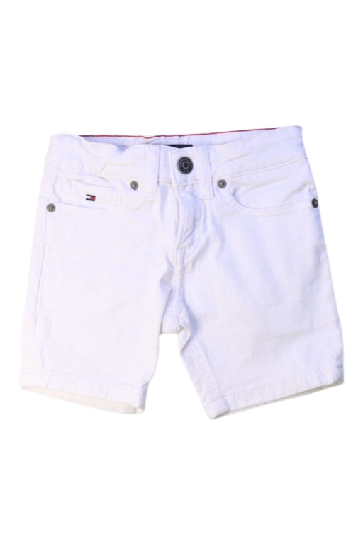 A White Shorts from Tommy Hilfiger in size 5T for boy. (Front View)