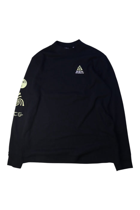 A Black Crewneck Sweatshirts from Nike in size 12Y for boy. (Front View)