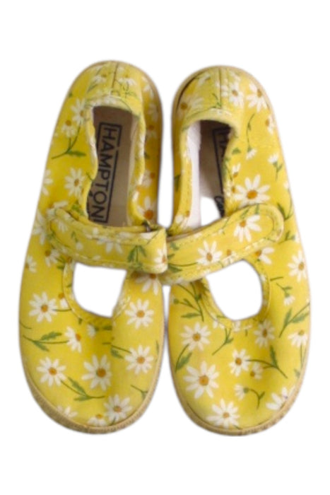 A Yellow Flats from Hampton Classics in size 4T for girl. (Back View)