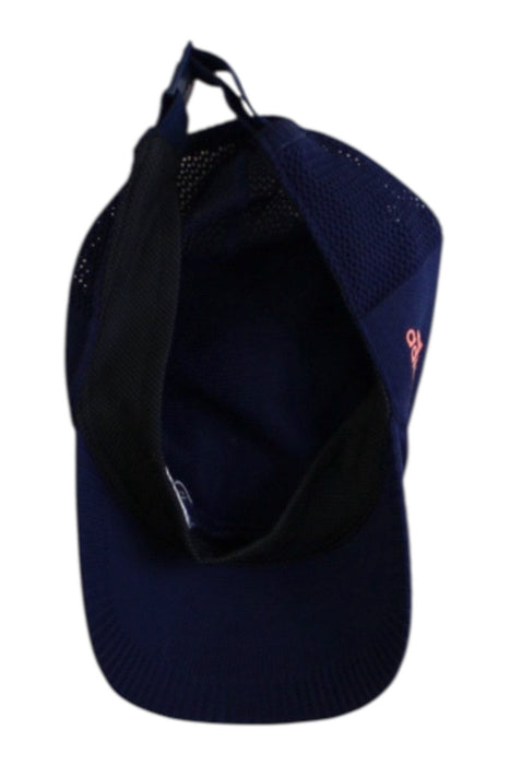A Navy Caps from Adidas in size 3T for neutral. (Back View)
