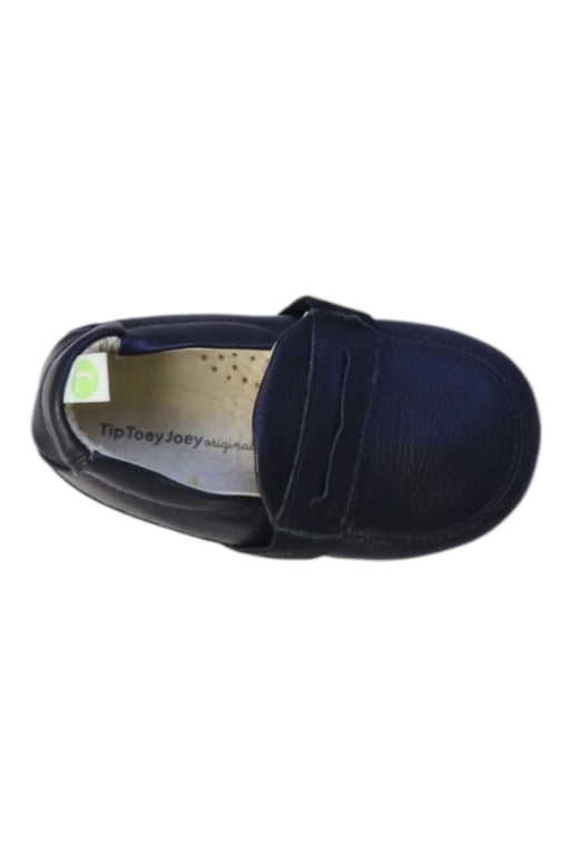 A Black Loafers & Moccasins from Tip Toey Joey in size 12-18M for boy. (Front View)