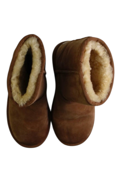 A Brown Winter Boots from UGG in size 7Y for girl. (Back View)
