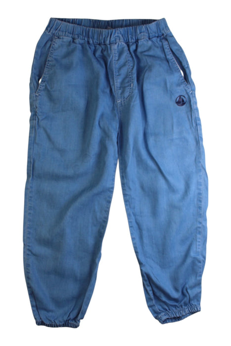 A Blue Casual Pants from Petit Bateau in size 6T for boy. (Front View)