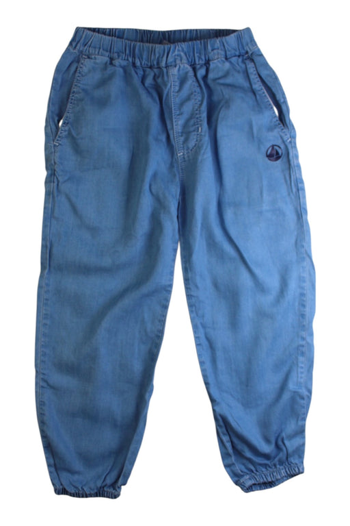 A Blue Casual Pants from Petit Bateau in size 6T for boy. (Front View)