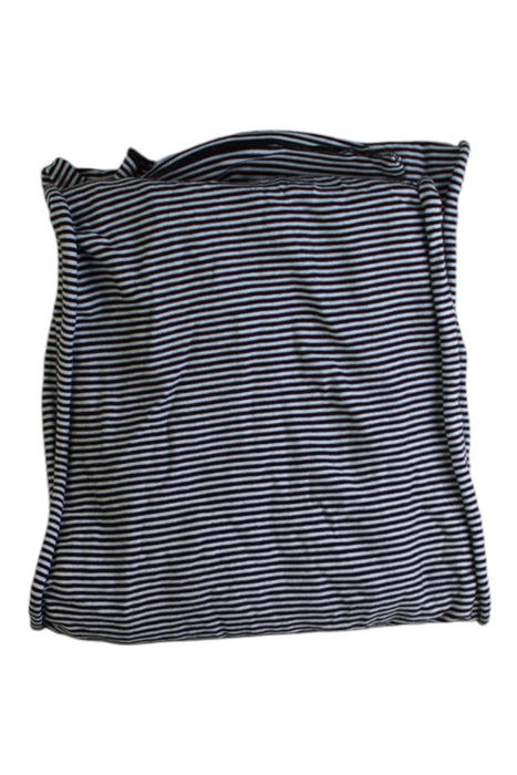 A Black Baby Carriers from Chekoh in size Newborn for neutral. (Front View)