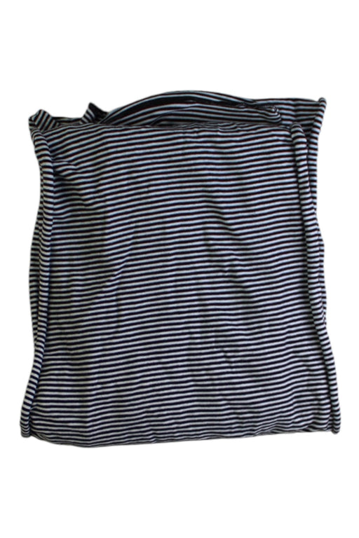 A Black Baby Carriers from Chekoh in size Newborn for neutral. (Front View)