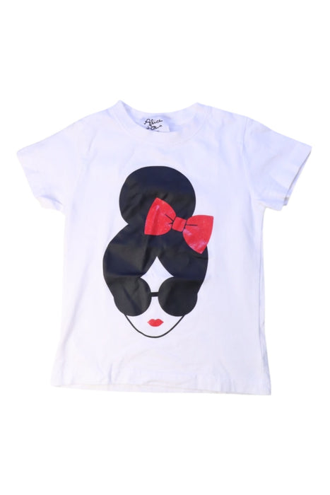 A White Short Sleeve T Shirts from Alice + Olivia in size 4T for girl. (Front View)