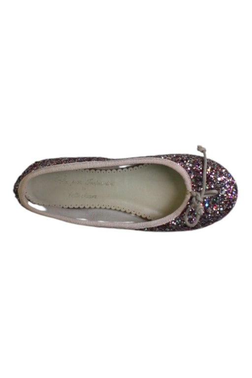 A Pink Flats from Belle Chiara in size 6T for girl. (Front View)