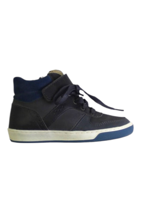 A Navy Sneakers from Jacadi in size 5T for boy. (Front View)