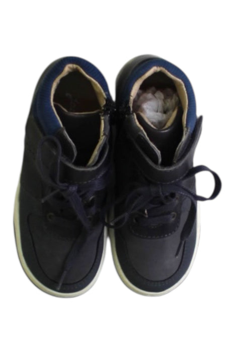 A Navy Sneakers from Jacadi in size 5T for boy. (Back View)