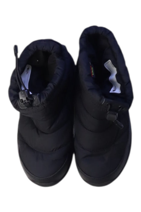 A Navy Winter Boots from The North Face in size 10Y for neutral. (Back View)