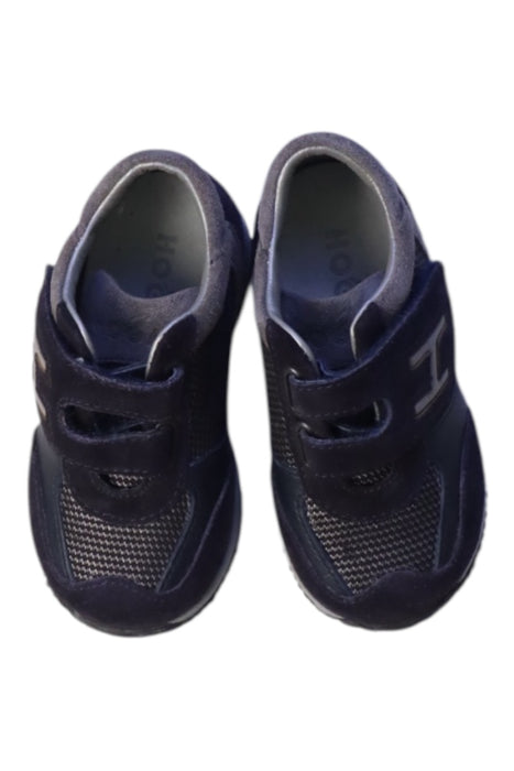 A Blue Sneakers from Hogan in size 12-18M for boy. (Back View)