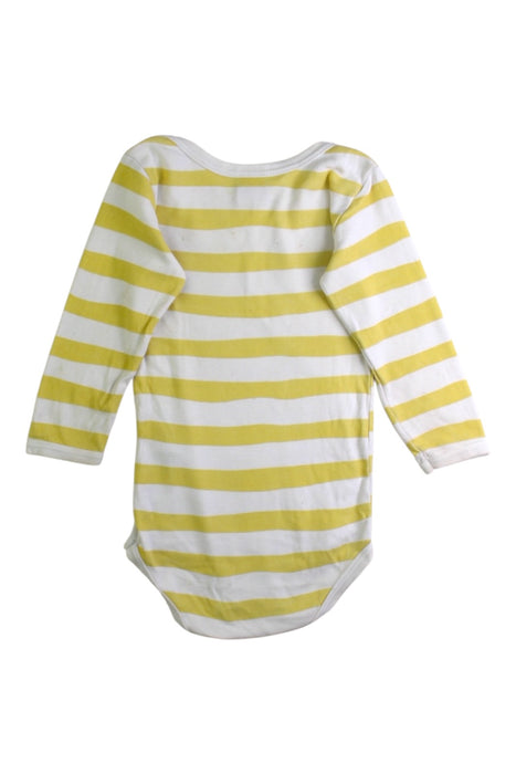 A White Long Sleeve Bodysuits from Petit Bateau in size 12-18M for neutral. (Back View)