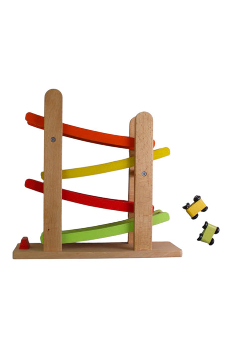 A Multicolour Wooden Toys from EverEarth in size 18-24M for neutral. (Back View)