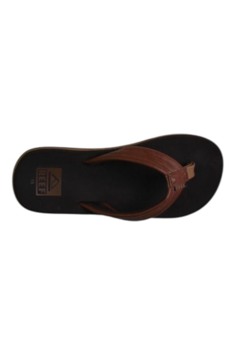 A Black Flip Flops from Reef in size 6T for boy. (Front View)