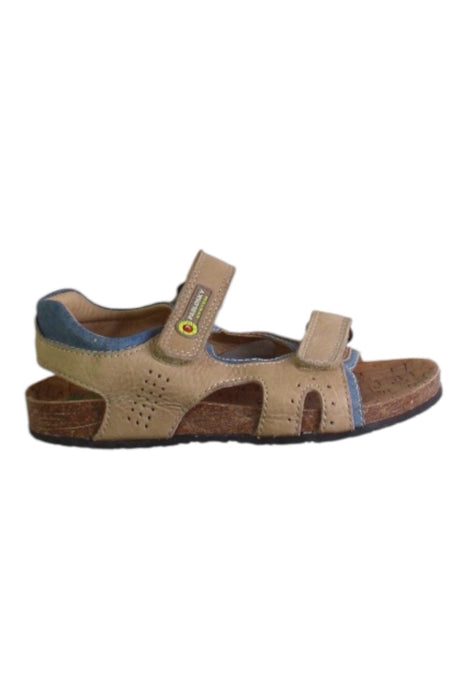 A Beige Sandals from Pablosky in size 6T for boy. (Front View)