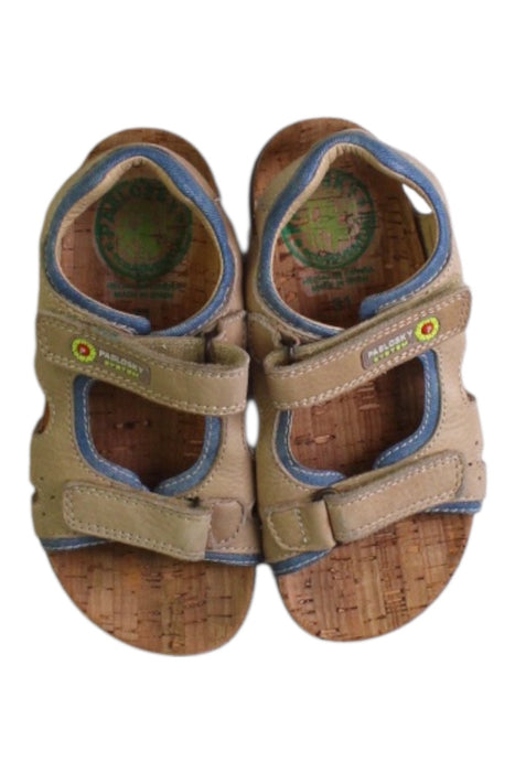 A Beige Sandals from Pablosky in size 6T for boy. (Back View)