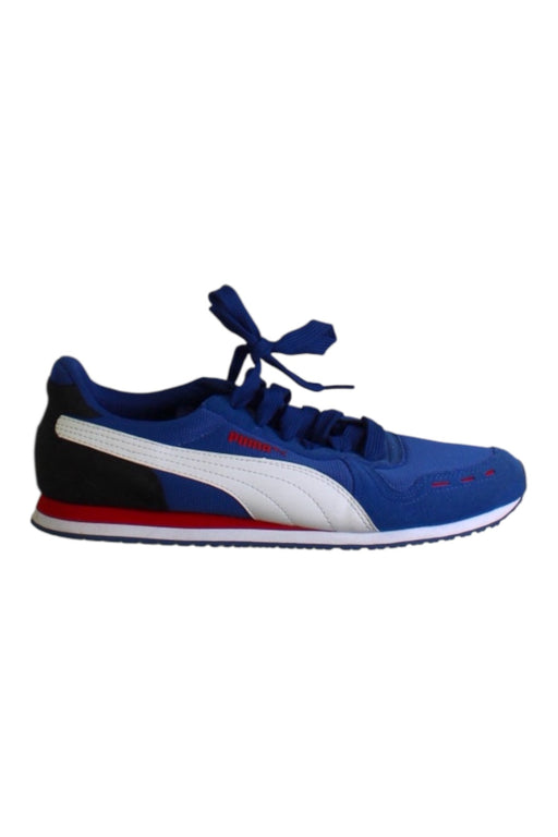 A Blue Sneakers from Puma in size 12Y for boy. (Front View)