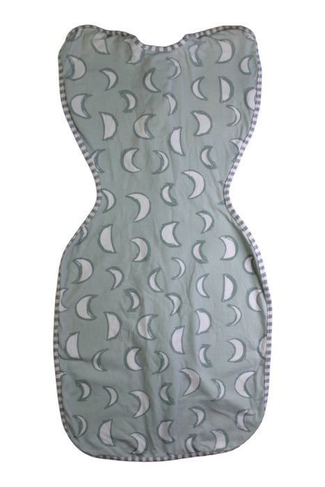 A Green Swaddles from Love To Dream in size 3-6M for neutral. (Back View)