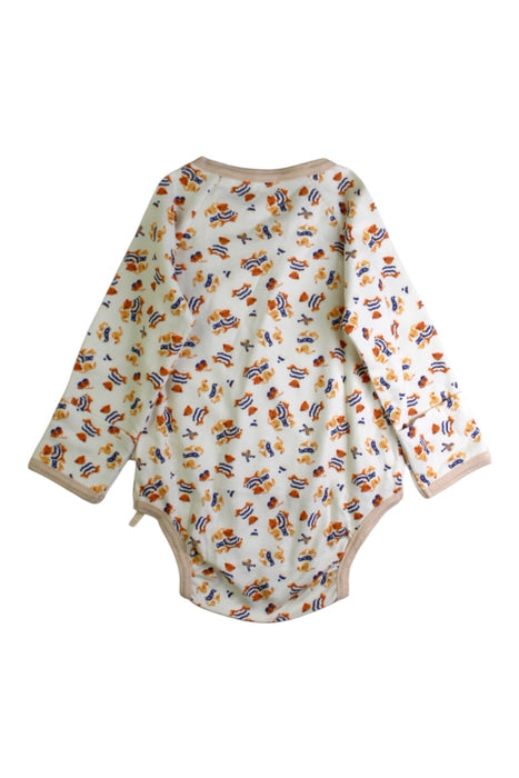 A White Long Sleeve Bodysuits from Primeval in size 12-18M for neutral. (Back View)