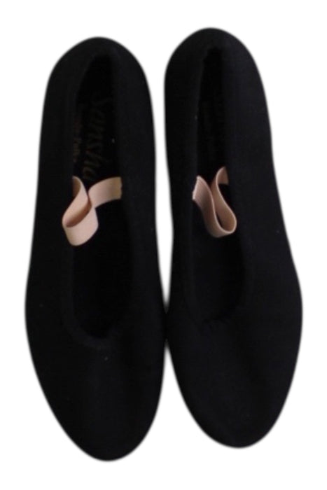 A Black Flats from Sansha in size 13Y for girl. (Back View)