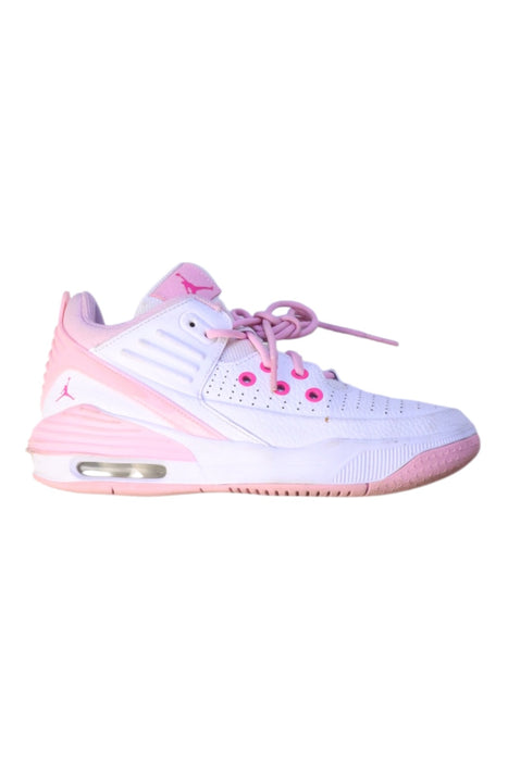 A White Sneakers from Air Jordan in size 11Y for girl. (Front View)