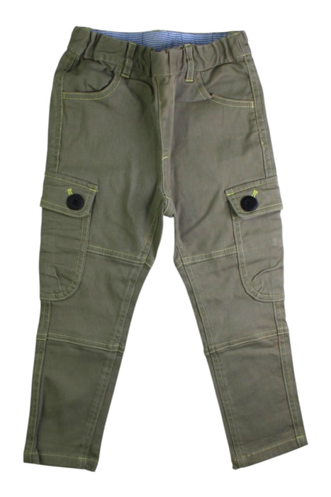 A Green Casual Pants from earth music&ecology in size 4T for boy. (Front View)