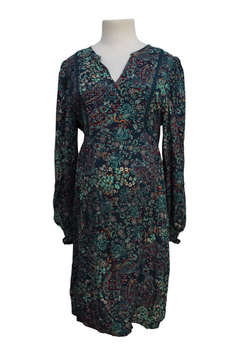 A Green Long Sleeve Dresses from Seraphine in size Maternity-M for maternity. (Front View)