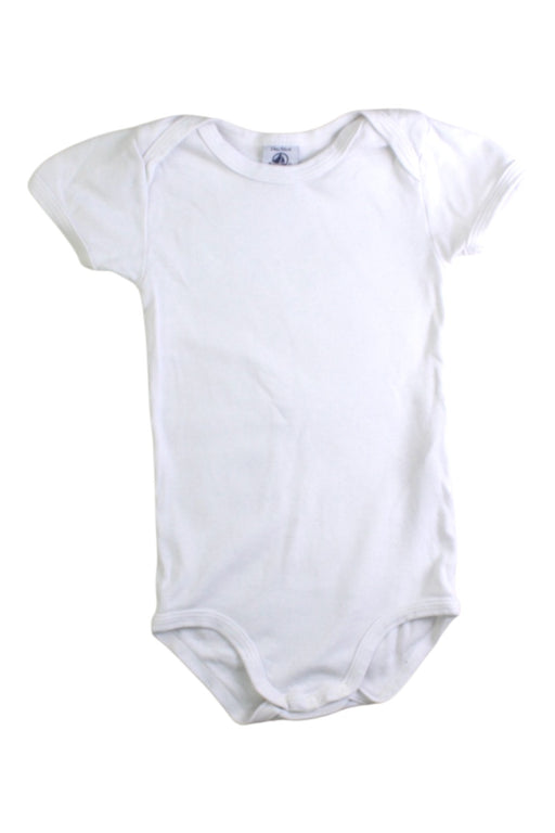 A White Short Sleeve Bodysuits from Petit Bateau in size 18-24M for neutral. (Front View)