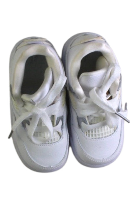A White Sneakers from Air Jordan in size 18-24M for boy. (Back View)