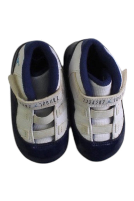 A Blue Sneakers from Air Jordan in size 12-18M for boy. (Back View)