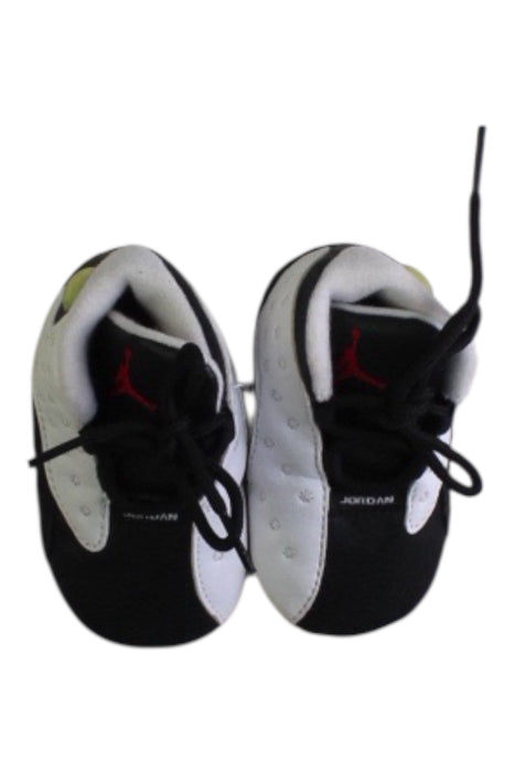 A Black Sneakers from Air Jordan in size 6-12M for boy. (Back View)
