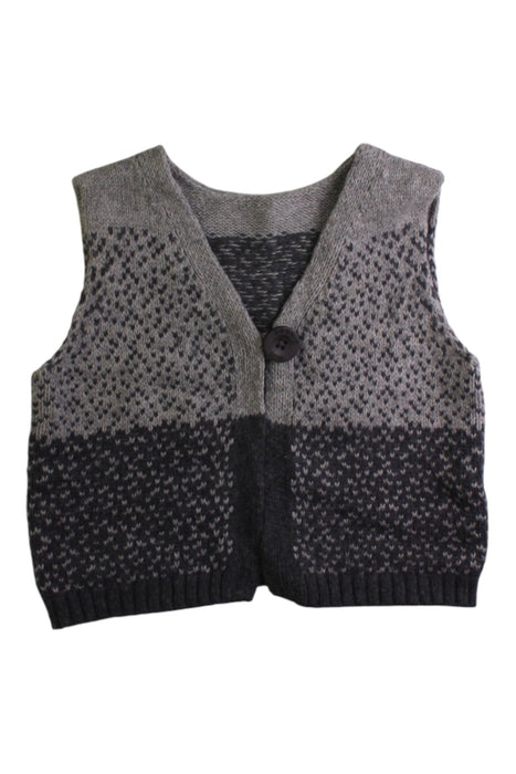 A Grey Outerwear Vests from The Bonnie Mob in size 2T for boy. (Front View)