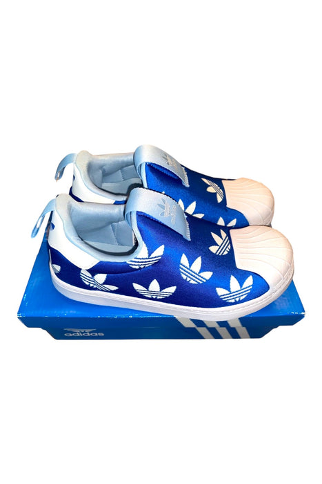 A Blue Sneakers from Adidas in size 9Y for neutral. (Back View)