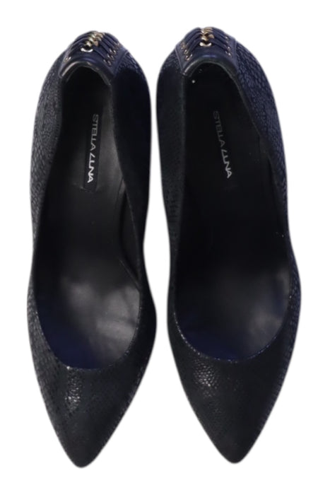 A Black Dress Shoes from Stella Luna in size 12Y for girl. (Back View)