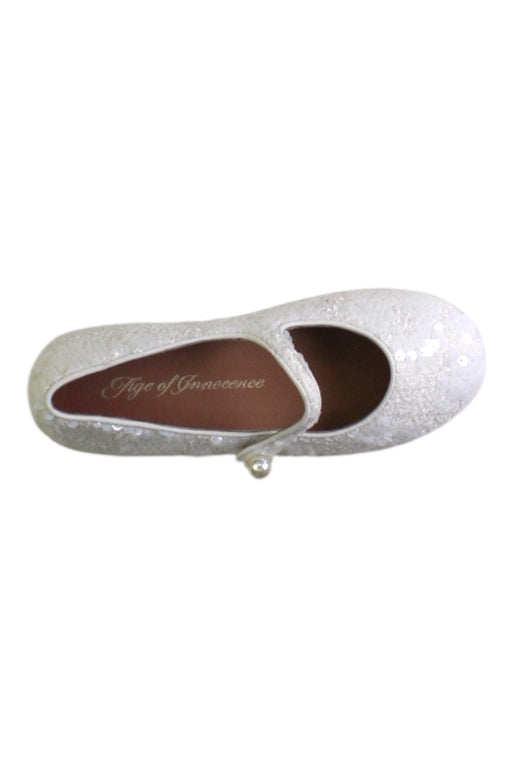 A White Dress Shoes from Age of Innocence in size 7Y for girl. (Front View)