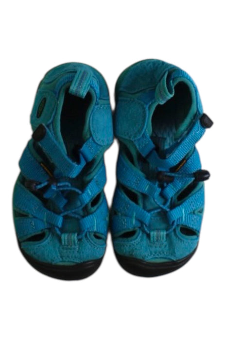 A Blue Sandals from Keen in size 4T for neutral. (Back View)