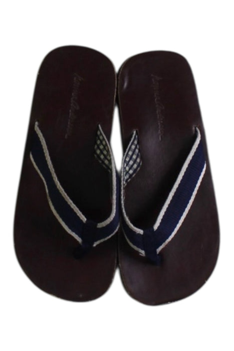 A Brown Flip Flops from Hanna Andersson in size 5T for boy. (Back View)