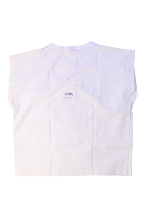 A White Sleeveless T Shirts from Konny in size 2T for neutral. (Back View)